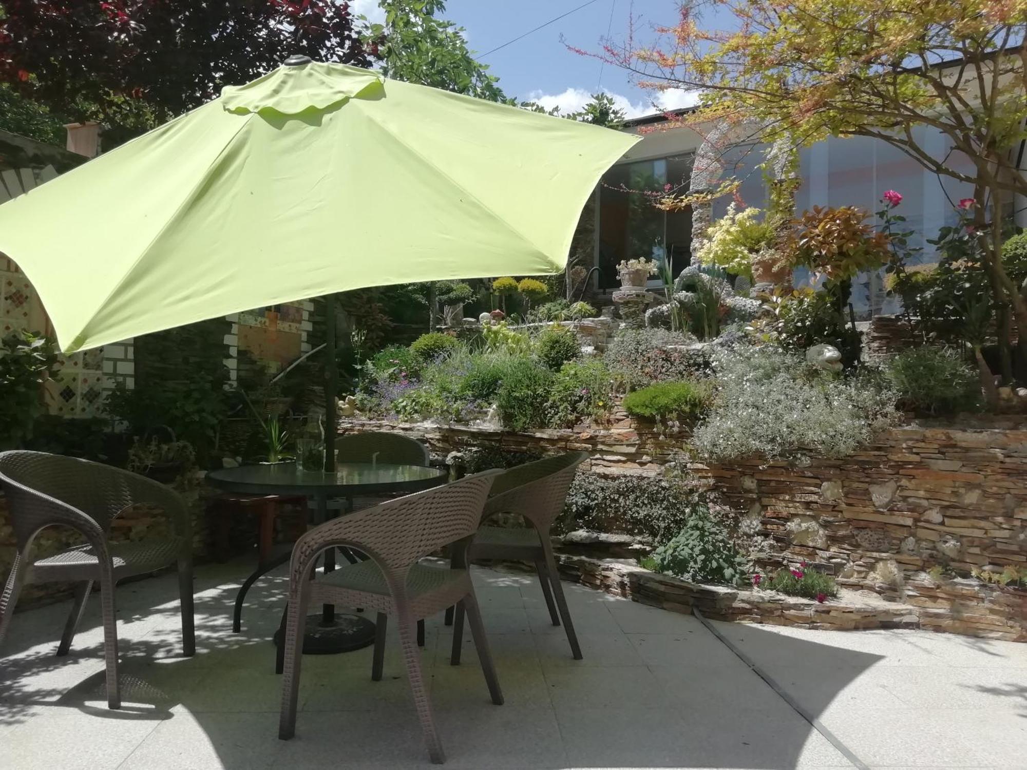 Ema Guest House Varna Exterior foto